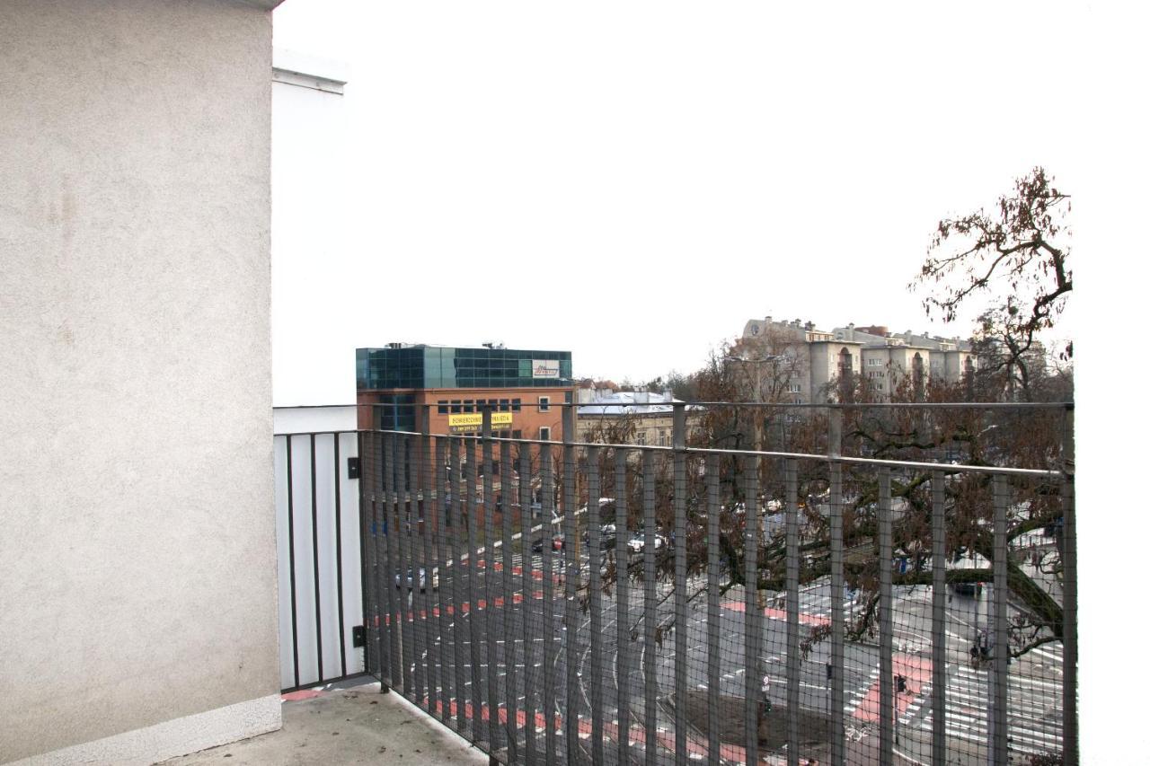 Stilo Dom - ul Powstańców Śląskich Breslávia Exterior foto